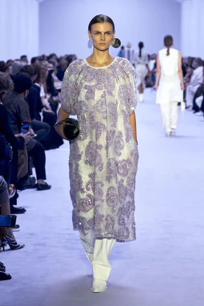 Look 40